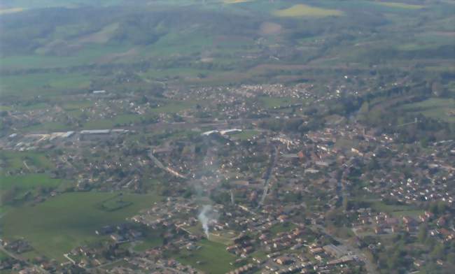 Vue aérienne de Saint-Sulpice-la-Pointe