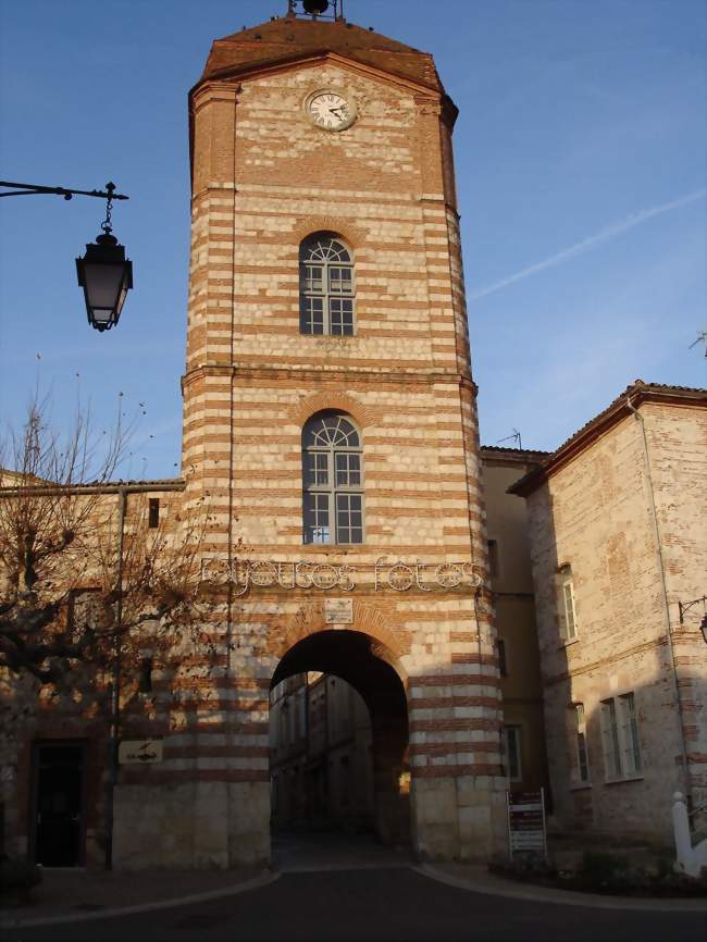 La tour de l'horloge - Auvillar (82340) - Tarn-et-Garonne