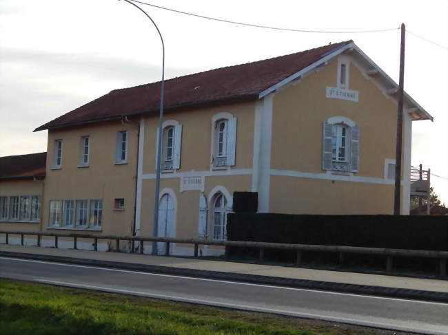 L'ancienne gare - Saint-Étienne-de-Tulmont (82410) - Tarn-et-Garonne