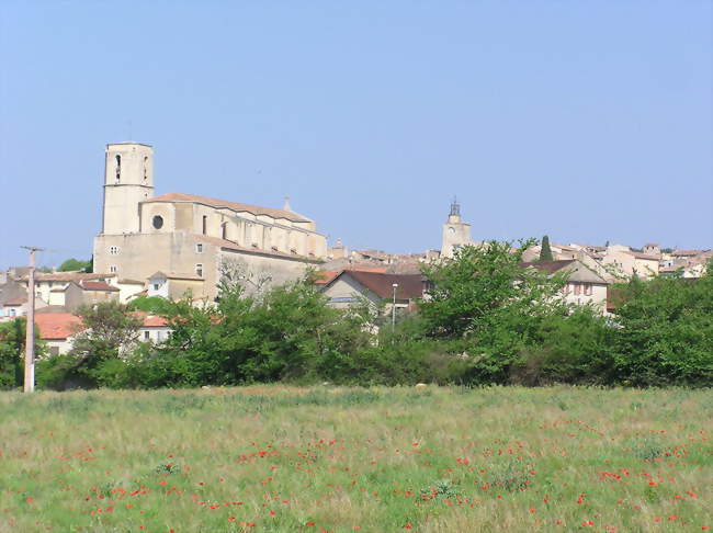 Vue du village - Lorgues (83510) - Var