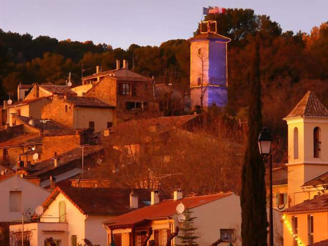 Le village illuminé - La Motte (83920) - Var