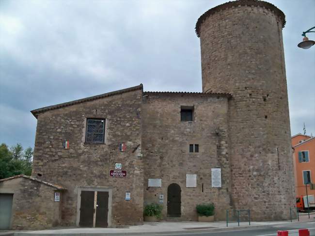 Tour Charles Quint (Monument Historique et Musée) - Le Muy (83490) - Var