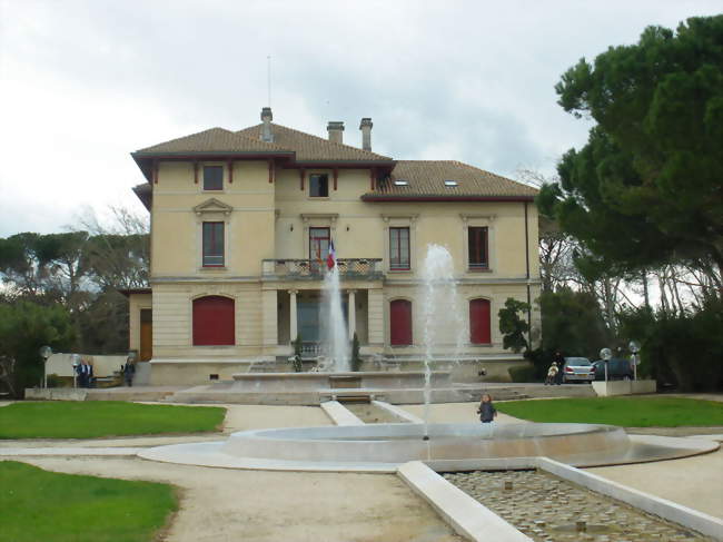 Hôtel de Ville du Pontet - Le Pontet (84130) - Vaucluse