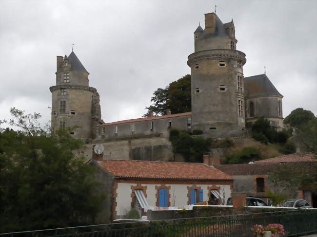 Le château d'Apremont - Apremont (85220) - Vendée