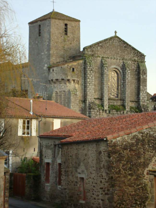 L'église Saint-Nicolas - La Chaize-le-Vicomte (85310) - Vendée