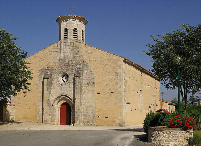 L\'église Notre-Dame de Liez (crédit photo: Hamon jp)