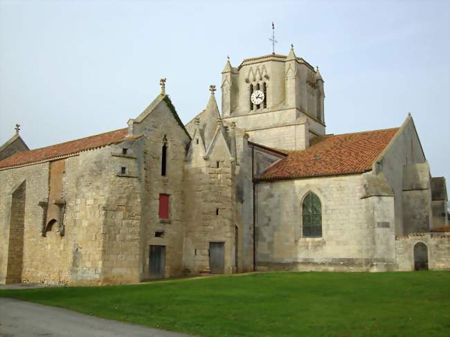 L'église Saint-Nicolas - Les Magnils-Reigniers (85400) - Vendée