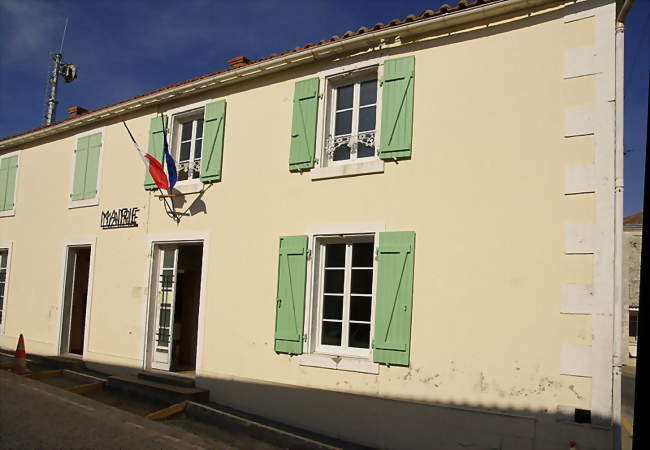 La mairie (Crédit photo: Hamon jp)