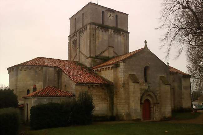 Église Notre-Dame d\'Oulmes