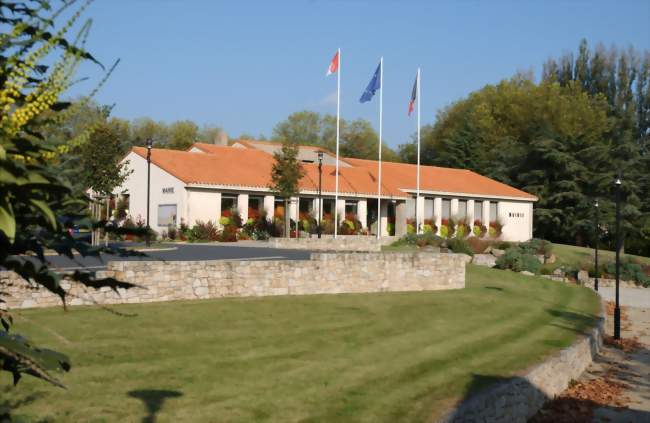 La mairie de Saint Laurent sur Sèvre