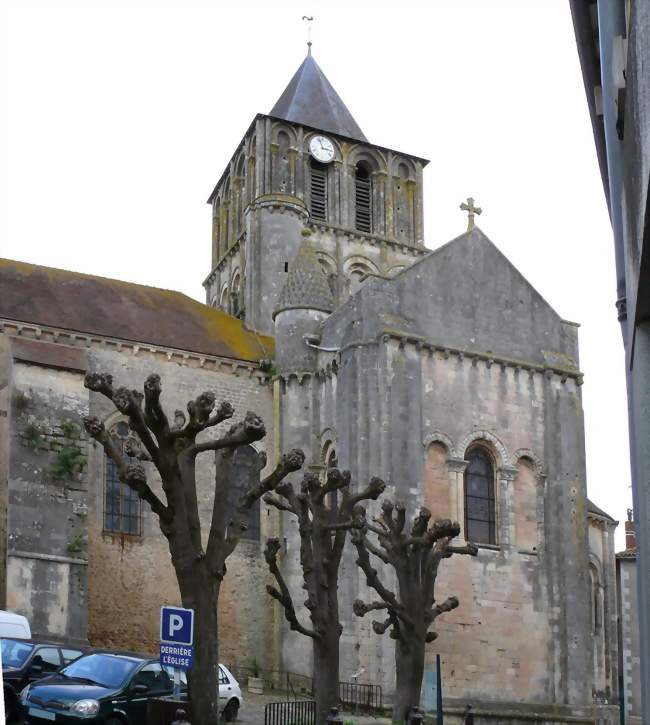 L'église - Lusignan (86600) - Vienne