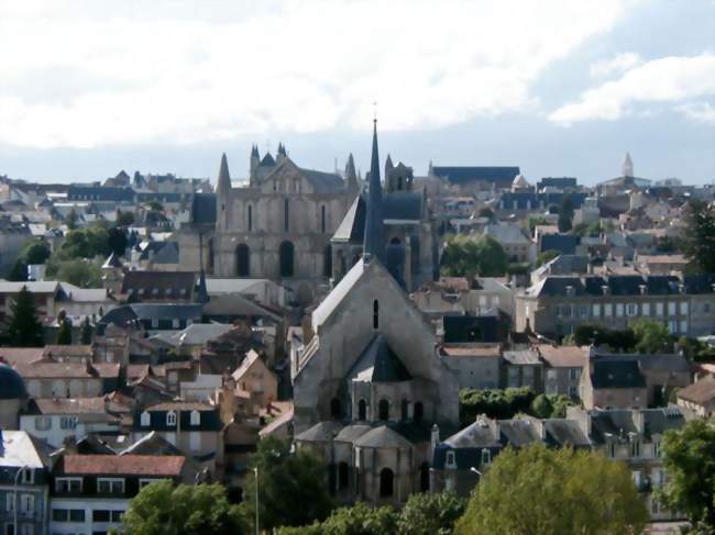 Vue aérienne de Poitiers