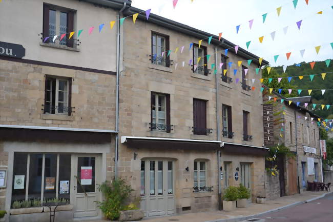 Maisons du centre-bourg - Nedde (87120) - Haute-Vienne