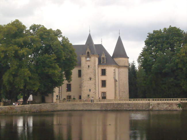 Le château de Nieul - Nieul (87510) - Haute-Vienne