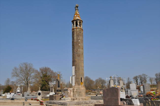 La lanterne des Morts - Oradour-Saint-Genest (87210) - Haute-Vienne