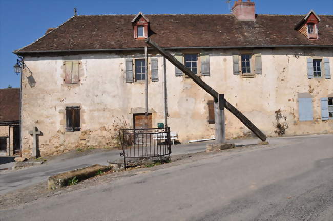 Le puits à balancier - Vicq-sur-Breuilh (87260) - Haute-Vienne