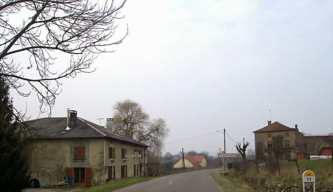Entrée sud-est - Les Ableuvenettes (88270) - Vosges