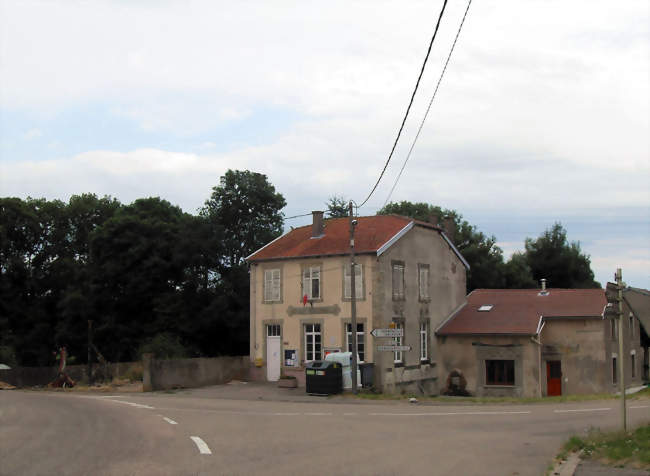 La mairie-école de Battexey - Battexey (88130) - Vosges
