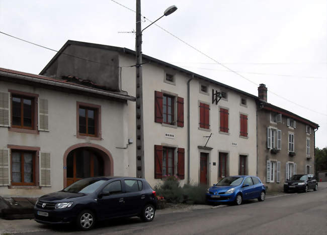 La mairie-école - Begnécourt (88270) - Vosges