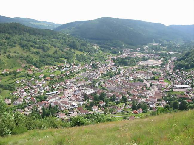 Vue plongeante depuis la Grand-Roche - Cornimont (88310) - Vosges