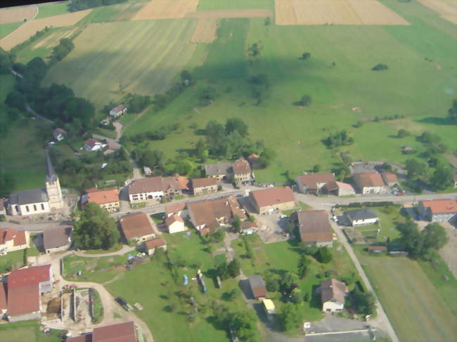 Vue aérienne du centre du village - Destord (88600) - Vosges