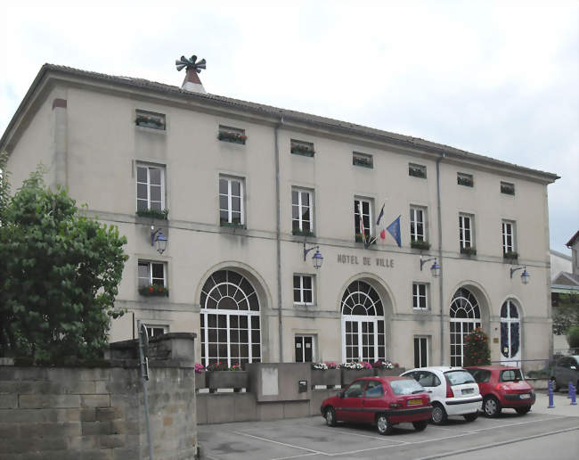 Hôtel de ville - Dompaire (88270) - Vosges