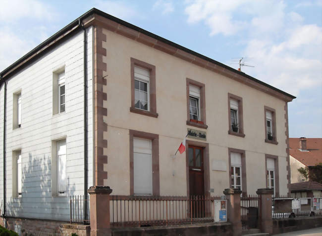 La mairie-école - Fays (88600) - Vosges