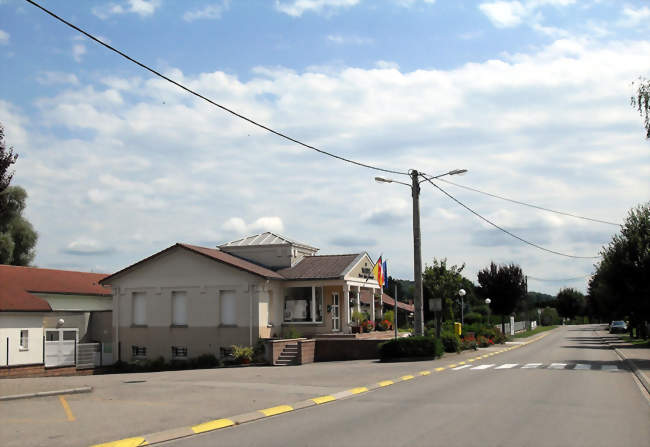 La mairie-école de Florémont - Florémont (88130) - Vosges