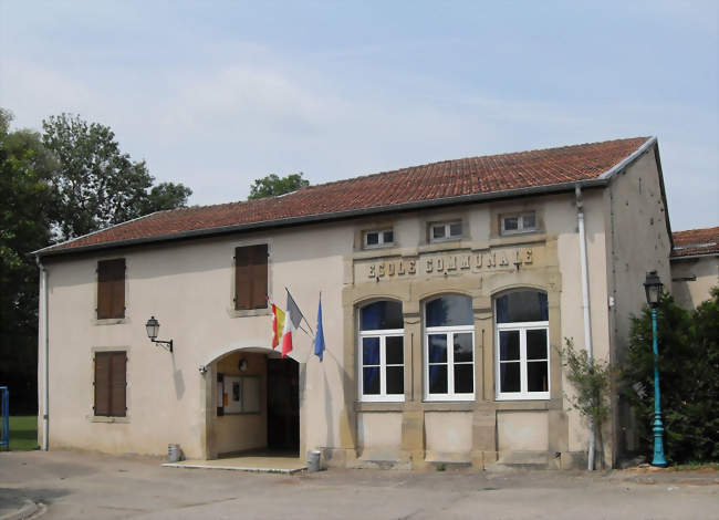La mairie, l'ancienne école communale - Frenelle-la-Grande (88500) - Vosges