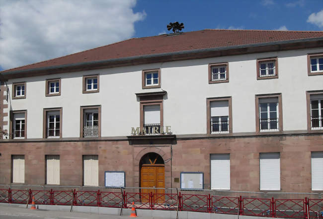 Mairie de Pouxeux - Pouxeux (88550) - Vosges