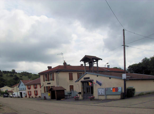 La mairie et l'école de Regney - Regney (88450) - Vosges