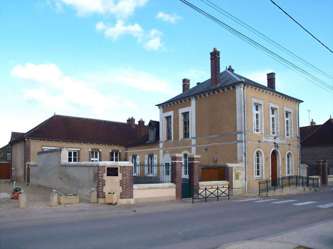 La mairie de Chassy - Chassy (89110) - Yonne