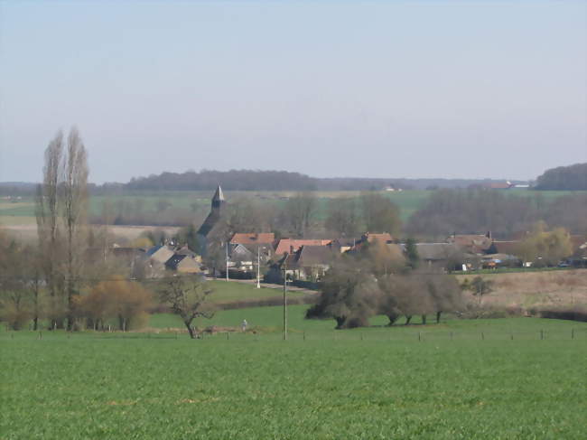 Fontenouilles vu de l'ouest - Fontenouilles (89120) - Yonne