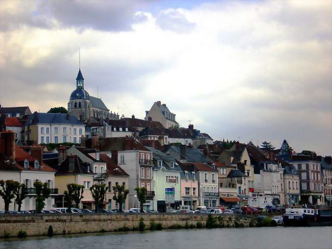 Vue générale de la ville - Joigny (89300) - Yonne