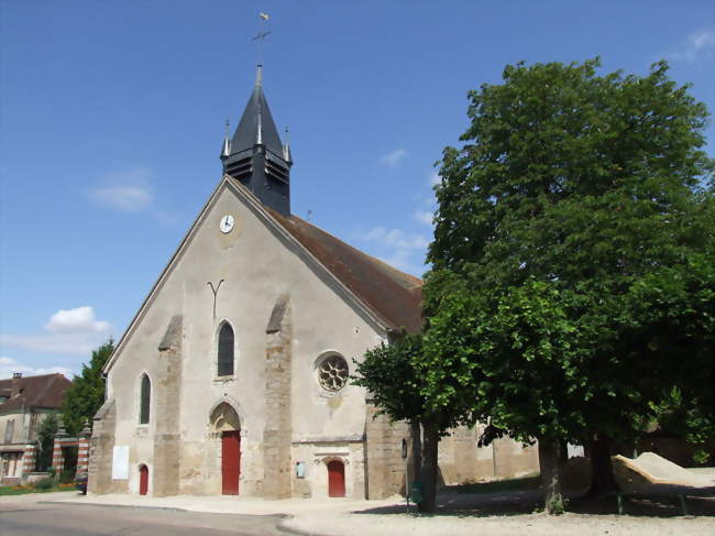 Vue de l'église de l'Assomption - Neuilly (89113) - Yonne