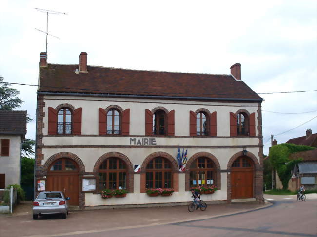 La mairie - Les Ormes (89110) - Yonne