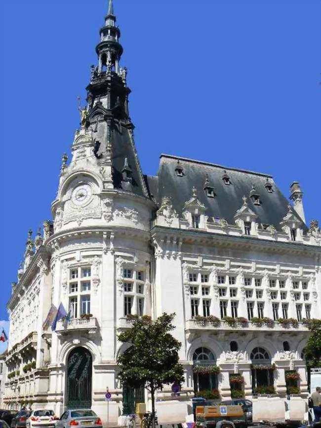 Hôtel de ville de Sens - Sens (89100) - Yonne