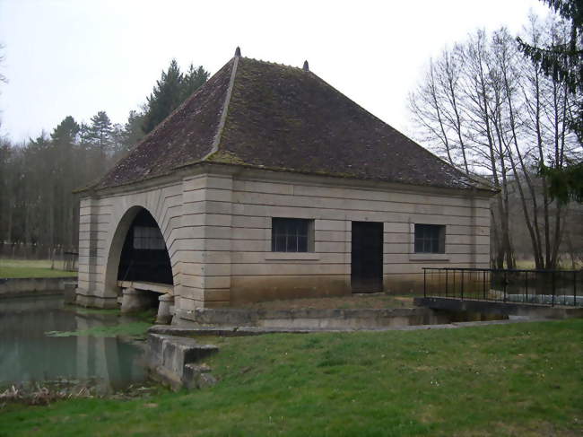 Le lavoir de Voutenay-sur-Cure - Voutenay-sur-Cure (89270) - Yonne