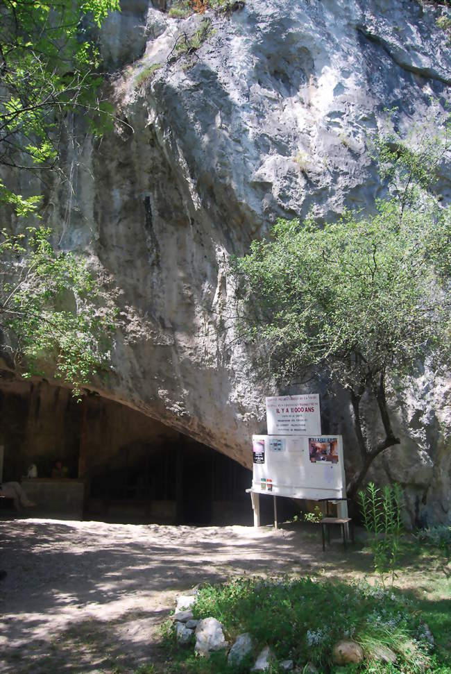 Entrée principale de la grotte de la Vache sur la commune d'Alliat - Alliat (09400) - Ariège