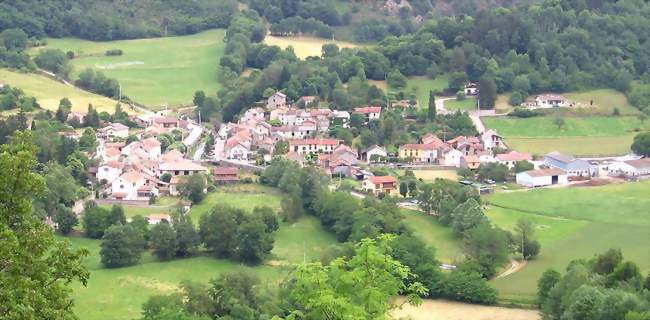 Vue globale d'Arnave - Arnave (09400) - Ariège