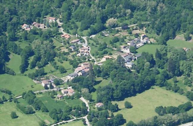 Le village depuis le Quiè - Bouan (09310) - Ariège
