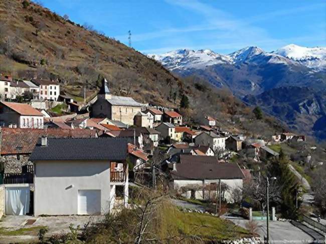 vue générale du village - Larcat (09310) - Ariège