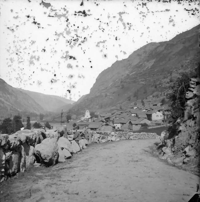 Orlu en 1900 (par Eugène Trutat) - Orlu (09110) - Ariège