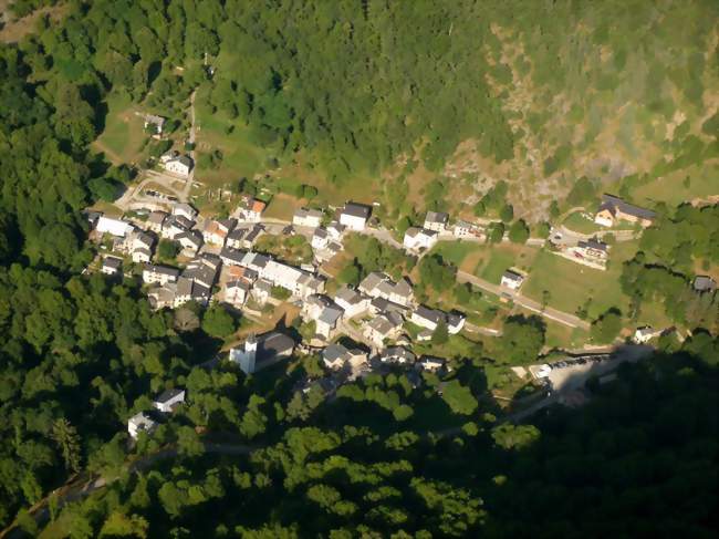 Vue aérienne de la commune de Sem - Sem (09220) - Ariège