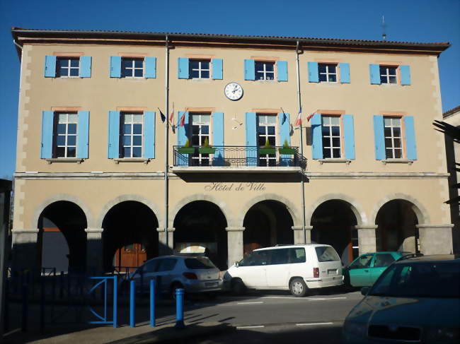 L'hôtel de ville - Varilhes (09120) - Ariège