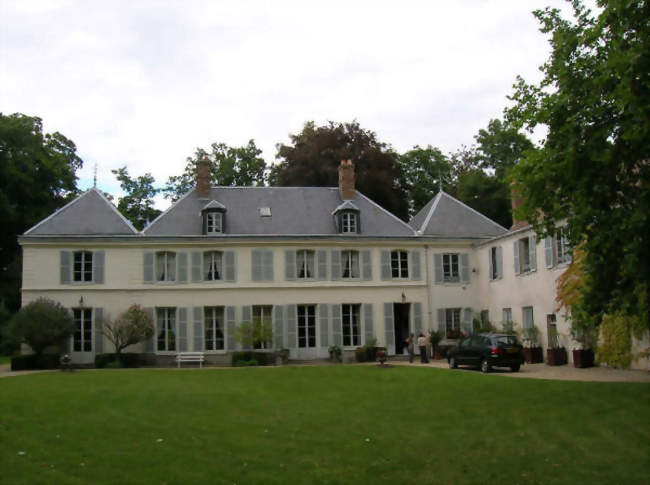 Lhôtel de ville - Avrainville (91630) - Essonne