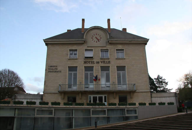 Lhôtel de ville - Bures-sur-Yvette (91440) - Essonne