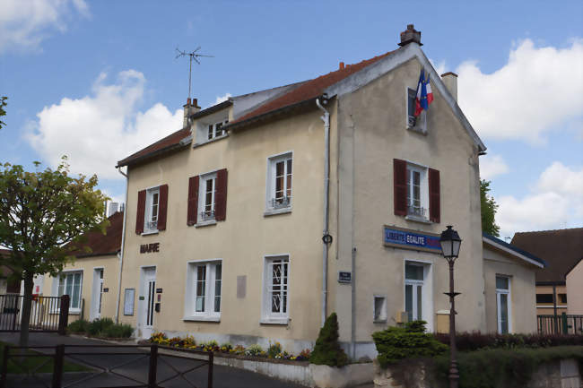 Lhôtel de ville - Fontenay-le-Vicomte (91540) - Essonne