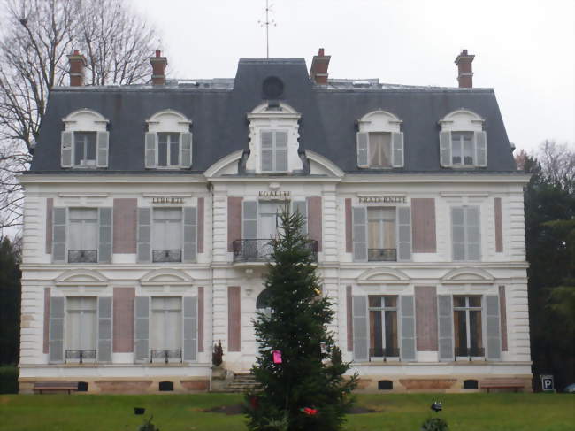 Lhôtel de ville - Forges-les-Bains (91470) - Essonne