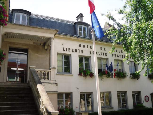 Lhôtel de ville - Igny (91430) - Essonne